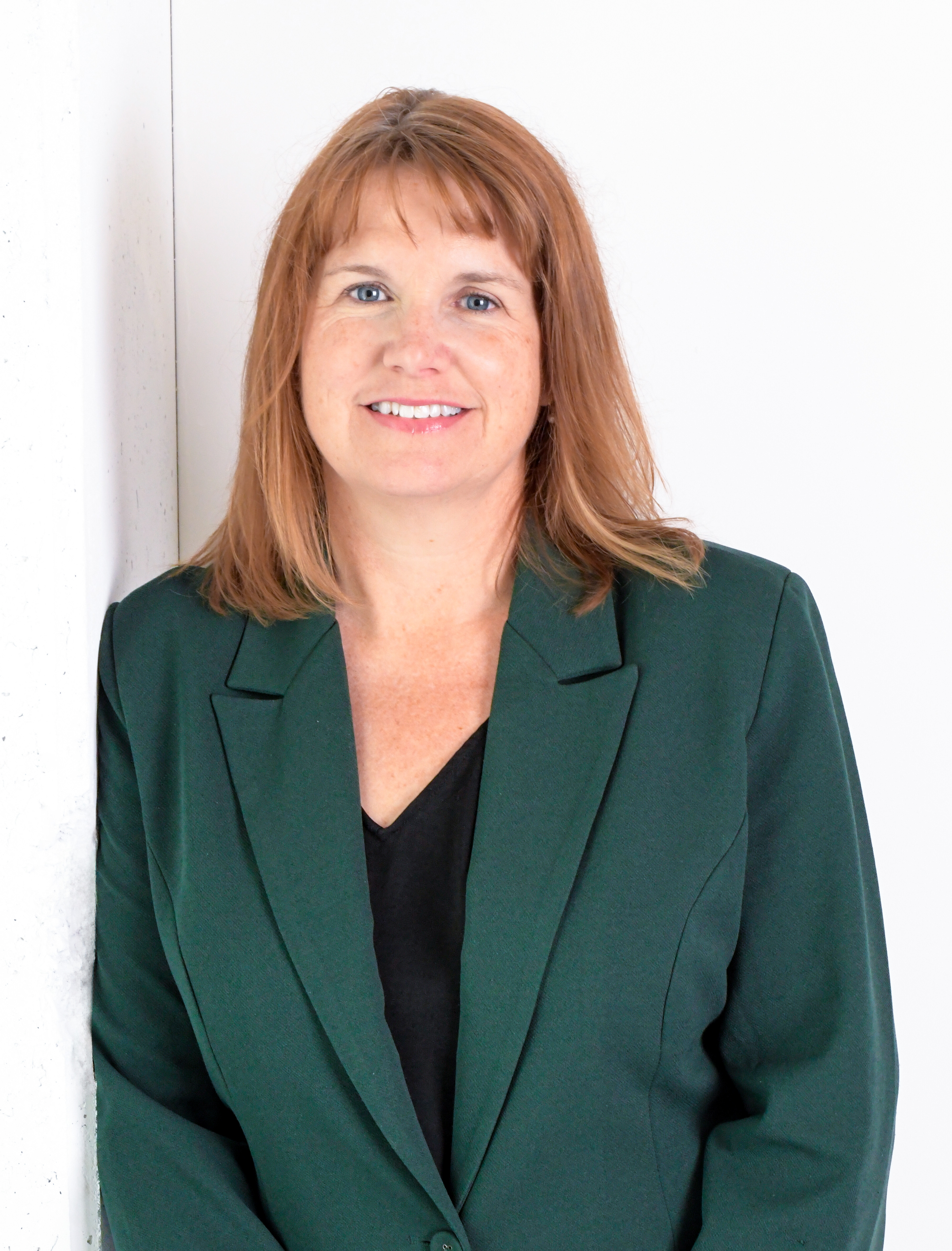 portrait of Michelle Mac Innis